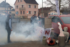 Nebel am Stand Haagen auf dem Außengelände